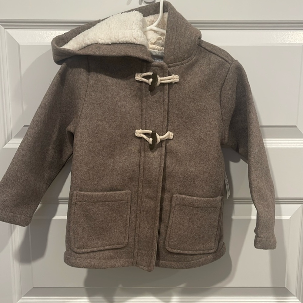 Adorable girls pocket coat size 4T with tags